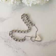 Carica l'immagine nel visualizzatore di Gallery, Vintage Silver Heart Padlock Bracelet. Victorian Style Sterling Silver Curb Chain Bracelet. English Watch Chain Bracelet, Hallmarked 1971
