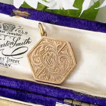 Charger l'image dans la galerie, Antique Edwardian Gold Locket. Hexagon 2 Sided Photo Locket, Engraved Heart, Ivy, Ferns. 9ct Rolled Gold/Gold Filled Antique Locket