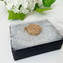 Charger l'image dans la galerie, Antique Edwardian Gold Locket. Hexagon 2 Sided Photo Locket, Engraved Heart, Ivy, Ferns. 9ct Rolled Gold/Gold Filled Antique Locket