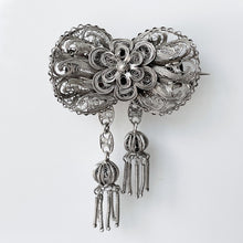 Cargar imagen en el visor de la galería, Antique 950 Silver Filigree Cannetille Ribbon Brooch