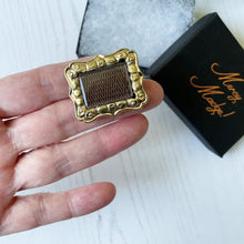 Cargar imagen en el visor de la galería, Antique Georgian Gold Cased Locket Brooch With Hair Work. Victorian Rolled Gold Fill Sentimental/Mourning Brooch