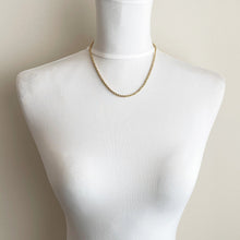 Cargar imagen en el visor de la galería, Antique Solid 9ct Gold Necklace Chain. Victorian Rope Chain With Torpedo Clasp, 17-1/2 Inches / 44.5 cm long, 6.3 grams