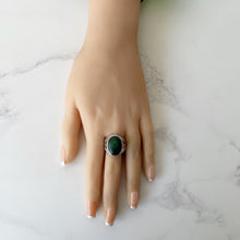 Cargar imagen en el visor de la galería, Antique Arts & Crafts Malachite Ring. Edwardian Sterling Silver Banded Green Agate Dome Ring. Unisex Statement Ring: Size US 9/UK S/EU 59