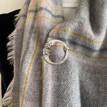 Charger l'image dans la galerie, Rare Antique Sterling Silver Celtic Knotwork Zoomorphic Penannular Pin. Scottish Sterling Silver Two Sided Plaid Brooch, Alexander Ritchie