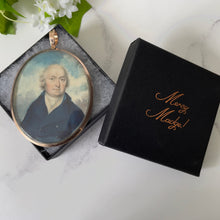 Cargar imagen en el visor de la galería, Antique Georgian 9ct Gold Miniature Portrait Locket With Hair Work. Large Gold Mourning/Sentimental Locket, Prince Of Wales Feathers, Pearls