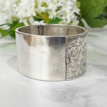Cargar imagen en el visor de la galería, Antique Victorian Engraved Silver Wide Cuff Bracelet. Sterling Silver Aesthetic Engraved Ivy Cuff. English Sweetheart Bangle, 1881 Hallmark