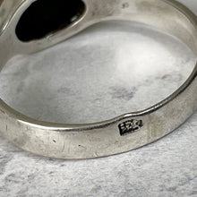 Cargar imagen en el visor de la galería, Vintage Baltic Amber Sterling Silver Ring. Russian Natural Cognac Amber Bezel Ring. Stacking/Index/Pinky Vintage Ring Size US 6/UK L.5/EU 52