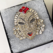 Cargar imagen en el visor de la galería, Mazer 1940s Oriental Face Mask Brooch & Earrings. Vintage Art Deco Asian Princess Pave Set Crystal and Ruby Red Diamante Brooch, Earring Set