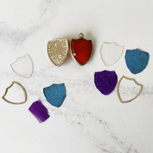 Load image into Gallery viewer, Gold Victorian Heart Shaped Shield Locket. Antique Scottish Carnelian 2 Sided Locket. Engraved Photo Locket & Chain. Scottish Agate Locket