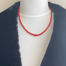 Cargar imagen en el visor de la galería, Vintage Natural Red Coral Necklace. Graduated Genuine Coral Bead Necklace, Gold Clasp, 17" 43cm