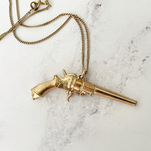 Charger l'image dans la galerie, Victorian Gold Gilt Revolver Watch Key Pendant. Antique Gun Pendant On 9ct Gold Chain. Edwardian Gold Pocket Watch Key Novelty Fob.