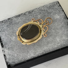 Lade das Bild in den Galerie-Viewer, Victorian Rhodolite Garnet 14ct Gold Pendant Locket. Antique Rose Pink Garnet Pendant With Locket Back Compartment. Secret Photo Locket