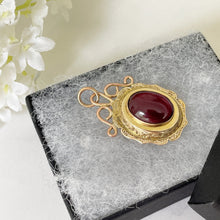 Lade das Bild in den Galerie-Viewer, Victorian Rhodolite Garnet 14ct Gold Pendant Locket. Antique Rose Pink Garnet Pendant With Locket Back Compartment. Secret Photo Locket