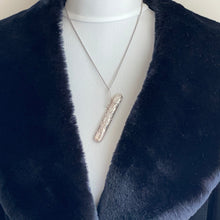 Cargar imagen en el visor de la galería, Vintage Sterling Silver Etui Needle Case Pendant Necklace. Victorian Art Nouveau Style Engraved Iris Silver Chatelaine Accessory