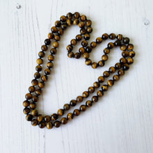 Charger l'image dans la galerie, Antique Tigers Eye Gemstone Bead Necklace. Art Deco 36" Long Rope Necklace. Over The Head Gemstone Necklace.