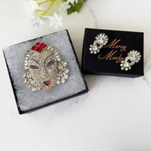 Cargar imagen en el visor de la galería, Mazer 1940s Oriental Face Mask Brooch & Earrings. Vintage Art Deco Asian Princess Pave Set Crystal and Ruby Red Diamante Brooch, Earring Set