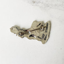 Charger l'image dans la galerie, Rare African Silver ‘Lo Umfaan’ Brooch, Candida Signed Joe Calafato, SA. Vintage 1950s African Boy & Stew Pot Sterling Figural Brooch.