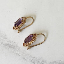 Cargar imagen en el visor de la galería, Victorian 14ct Gold Amethyst Drop Earrings. Antique Gold Filigree Oval Amethyst Dangle Earrings. Purple Gemstone Victorian Jewelry