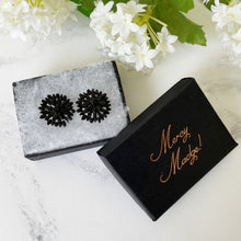 Cargar imagen en el visor de la galería, Georgian Vauxhall Glass Flower Earrings. Antique Black Glass Tile Sterling Silver Regency Earrings. Victorian Daisy Stud Hook Earrings c1820