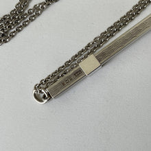 Cargar imagen en el visor de la galería, Vintage Sterling Silver Swizzle Stick Pendant Necklace. Art Deco Style Bubble Breaker/Cocktail Stirrer. English Silver Wine Accessory