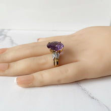 Charger l'image dans la galerie, Vintage 1970s 18ct Gold Alexandrite & Diamond Ring. Huge 12 Carat Alexandrite Solitaire Ring. 1970s Purple Sapphire Cocktail Ring.