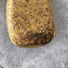 Charger l'image dans la galerie, Antique 9ct Gold Rectangular Locket. Engraved 2 -Sided Square Edwardian Gold Locket. English Gold Locket 2-Photo Locket, Chester 1907