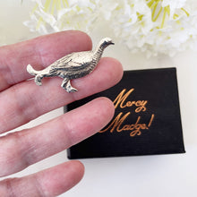 Cargar imagen en el visor de la galería, Vintage Scottish Silver Grouse Brooch. Figural Famous Grouse Game Bird Brooch/Cravat/Lapel Pin. Vintage Silver Jewelry Gifts For Him & Her