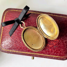 Cargar imagen en el visor de la galería, Antique Victorian 9ct Gold Locket. Engraved Swallow & Rose Sweetheart Locket. Small Gold Oval Gold Locket. Antique Photo Locket.