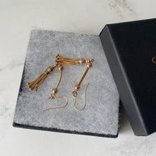 Charger l'image dans la galerie, Antique Victorian 15ct Gold Tassel Earrings. Etruscan Revival Long Pendant Drop Earrings. Antique Tri-Colour Gold Foxtail Tassel Earrings