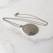 Cargar imagen en el visor de la galería, Vintage Edwardian Style Engraved Sterling Silver Locket. Floral Engraved Family Photo Locket & Chain. 4-Photo Oval Silver Locket On Chain