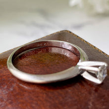 Cargar imagen en el visor de la galería, Vintage 14ct White Gold & Diamond Solitaire Ring. 1/4 Carat Diamond Engagement Ring, High 4-Claw Setting. Tall Profile Floating Diamond Ring