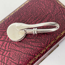 Cargar imagen en el visor de la galería, Vintage English Silver Napkin Hook/Clip For Tie. Gents Engraved 'A' Sterling Napkin Holder. Formal Accessory, Wedding Groom Gift For Him