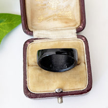 Cargar imagen en el visor de la galería, Antique Victorian Whitby Jet Mourning Ring. Victorian Black Domed Band Ring With Paste Diamonds. Saints Devotional Ring In Antique Box