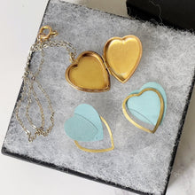 Cargar imagen en el visor de la galería, Vintage 9ct Rolled Gold Heart Locket & Original Chain. Art Deco Revival Engraved Sunburst Locket, Gold Chain. Love Heart Locket Necklace