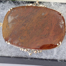 Load image into Gallery viewer, Victorian 9ct Gold & Silver Moss Agate Scottish Brooch. Large Antique Scenic Moss Agate Specimen Brooch. Victorian Scottish Pebble Jewelry