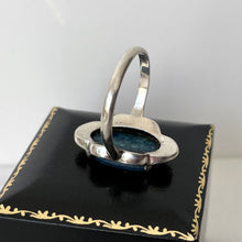 Charger l'image dans la galerie, Antique Art Deco Lapis Lazuli Ring. 935 Silver & Marcasite Blue Gemstone Ring, Germany. Art Deco Flower Ring Size UK Q/US 8/EU 56-1/2