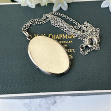 Charger l'image dans la galerie, Vintage Edwardian Style Sterling Silver Locket & Chain. Elongated Oval 2-Photo Locket, Engraved Border. Large Silver Locket Necklace