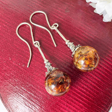 Cargar imagen en el visor de la galería, Vintage Silver Russian Baltic Amber Art Nouveau Style Earrings. Sterling Silver Long Pendant Drop Fiery Amber Earrings, Arts & Crafts Style