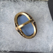 Cargar imagen en el visor de la galería, Vintage 18ct Gold Cameo Ring. Blue & White Wedgwood Jasperware Rolled Gold Neoclassical Ring. Art Nouveau Revival Silver Gilt Cameo Ring