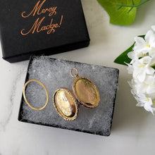 Cargar imagen en el visor de la galería, Antique Victorian 9ct Gold Locket. Engraved Swallow & Rose Sweetheart Locket. Small Gold Oval Gold Locket. Antique Photo Locket.