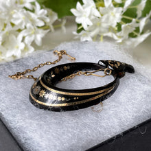 Cargar imagen en el visor de la galería, Antique Victorian Pique Brooch. Antique Snake Head and Hoop Stylized Brooch. Victorian Shell Brooch With Inlaid Gold & Silver