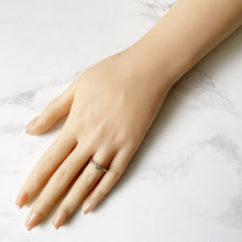 Cargar imagen en el visor de la galería, Vintage 14ct White Gold & Diamond Solitaire Ring. 1/4 Carat Diamond Engagement Ring, High 4-Claw Setting. Tall Profile Floating Diamond Ring