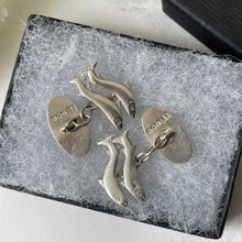 Cargar imagen en el visor de la galería, Vintage Scottish Silver Salmon Cufflinks. Chain & Link Shetland Silver Cufflinks, Edinburgh 1975. Sporting, Fishing Vintage Gifts For Him