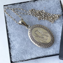 Charger l'image dans la galerie, Antique Victorian 2-Sided Picture Locket & Long Chain. Large Sterling Silver Photo Pendant With Young Edwardian Girl, 22" Belcher/Rolo Chain
