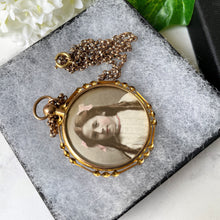 Cargar imagen en el visor de la galería, Edwardian Gold Picture Locket & Belcher Chain. Antique 9ct Rolled Gold 2 Sided Photo Pendant Necklace. Large Glass Locket, Original Photos
