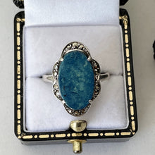 Charger l'image dans la galerie, Antique Art Deco Lapis Lazuli Ring. 935 Silver & Marcasite Blue Gemstone Ring, Germany. Art Deco Flower Ring Size UK Q/US 8/EU 56-1/2