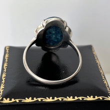 Charger l'image dans la galerie, Antique Art Deco Lapis Lazuli Ring. 935 Silver & Marcasite Blue Gemstone Ring, Germany. Art Deco Flower Ring Size UK Q/US 8/EU 56-1/2