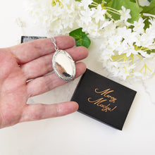 Charger l'image dans la galerie, Vintage Edwardian Style Sterling Silver Locket & Chain. Elongated Oval 2-Photo Locket, Engraved Border. Large Silver Locket Necklace