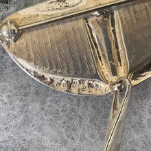 Cargar imagen en el visor de la galería, Vintage Silver & Enamel Art Nouveau Moth Brooch. Pat Cheney Scottish Arts and Crafts Brooch. Sterling Silver Stylised Figural Brooch.