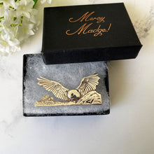 Cargar imagen en el visor de la galería, Vintage Scottish Silver Brooch, Snowy Owl Nesting On Fetlar, Shetland. Sterling Silver Figural Bird Brooch, Edinburgh 1967 Hallmarks.